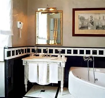 מלון San Carlo Borromeo 5*